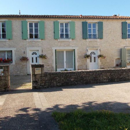 Le Petit Bijou Bed and Breakfast Saint-Fraigne Buitenkant foto